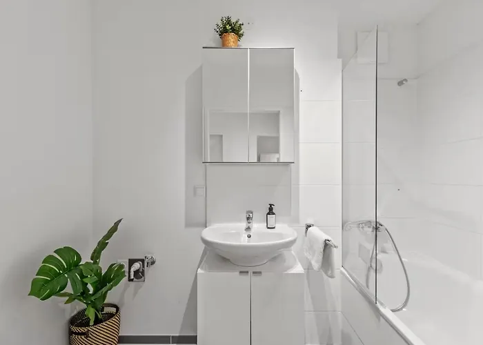 Fast Wifi - 3 Min Walk To Metro - On-site Parking For 19,90 Eur Відень