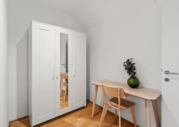 Fast Wifi - 3 Min Walk To Metro - On-site Parking For 19,90 Eur Апартаменти Відень