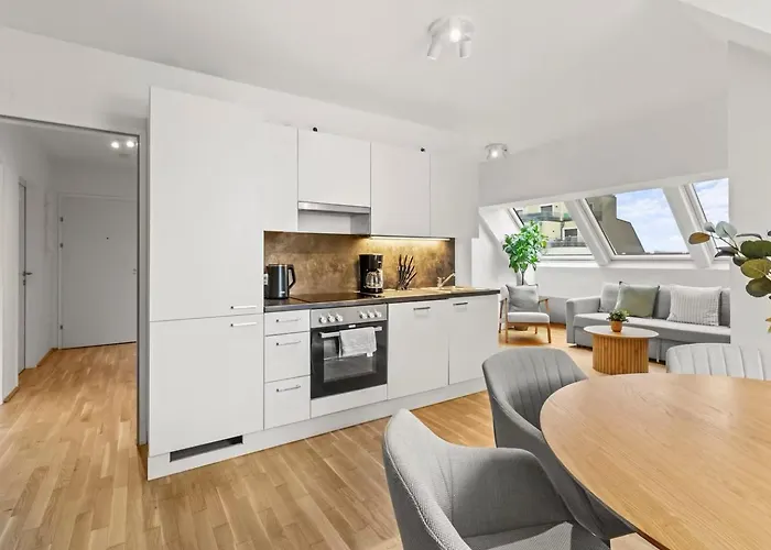 Fast Wifi - 3 Min Walk To Metro - On-site Parking For 19,90 Eur