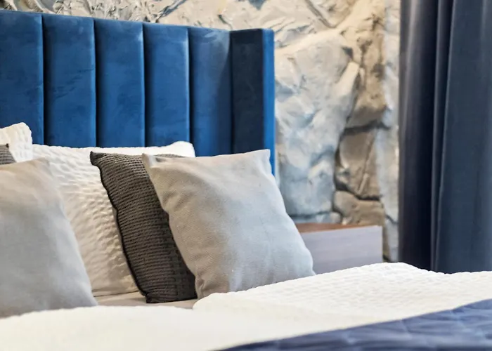 Апартаменти Fast Wifi - 3 Min Walk To Metro - On-site Parking For 19,90 Eur Відень