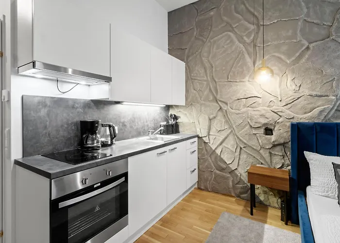 Fast Wifi - 3 Min Walk To Metro - On-site Parking For 19,90 Eur *